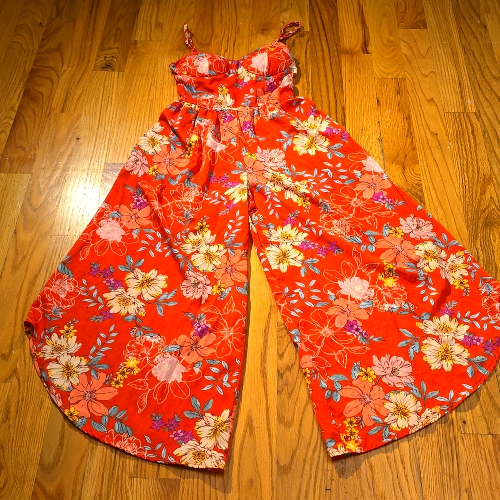 FLORAL Jumpsuit (M)